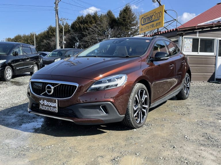 ボルボ　V40クロスカントリー