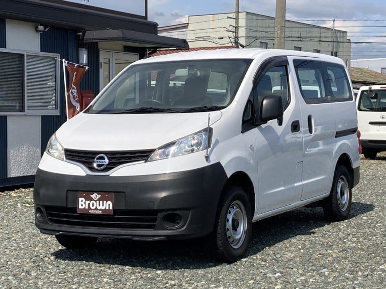 日産　NV200バネット