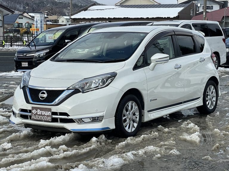 日産　ノート