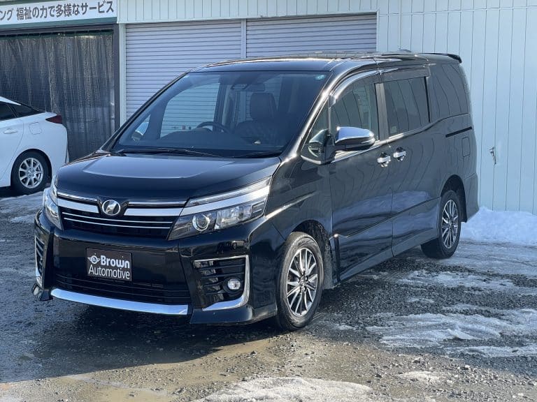 トヨタ　ヴォクシー