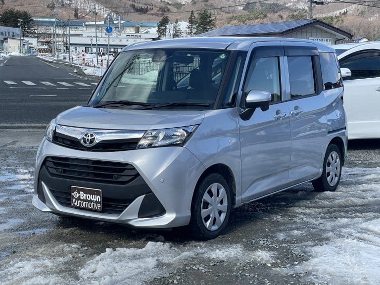 トヨタ　タンク